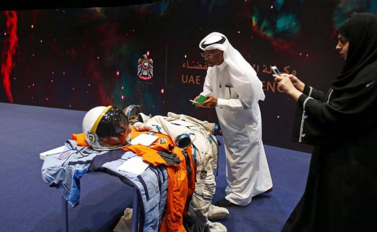 بدلة فضاء معروضة في وكالة الفضاء الاماراتية
