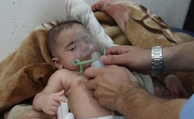 أطباء ومسعفون أكدوا وجود علامات على هجوم كيماوي في دوما