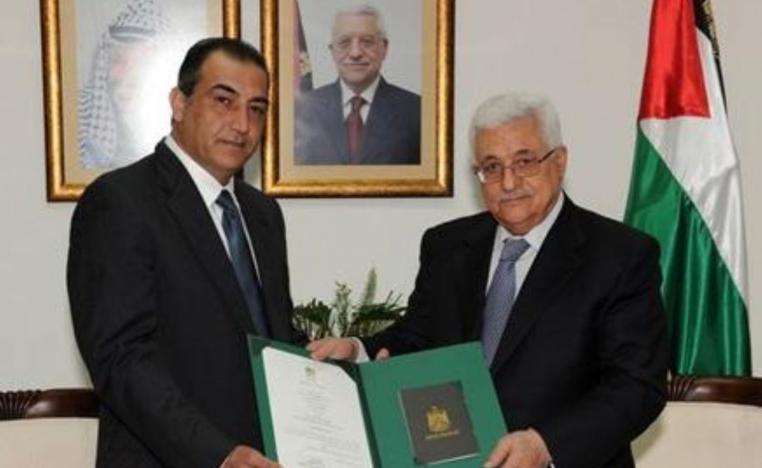 عدنان مجلي مع الرئيس عباس