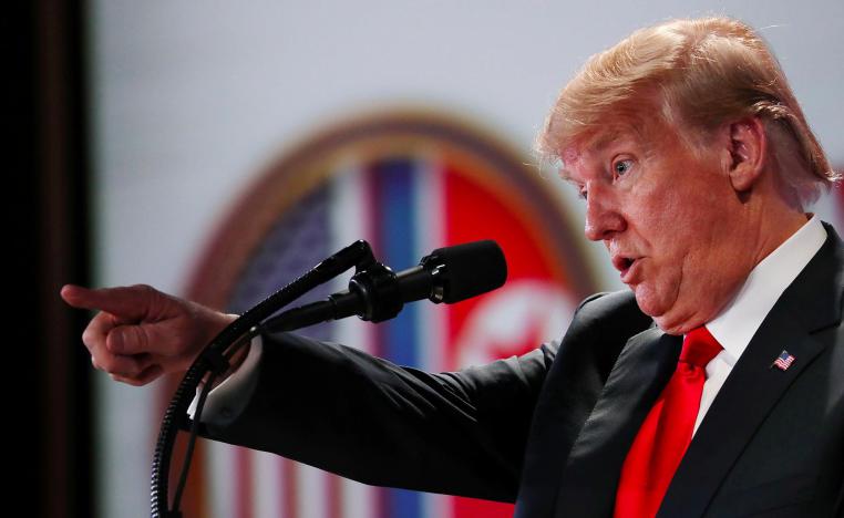 الرئيس الأميركي دونالد ترامب يخوض معارك على أكثر من جبهة
