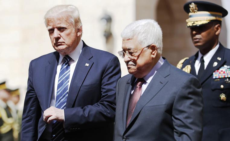 الرئيس الفلسطيني محمود عباس في لقاء سابق مع الرئيس الأميركي دونالد ترامب