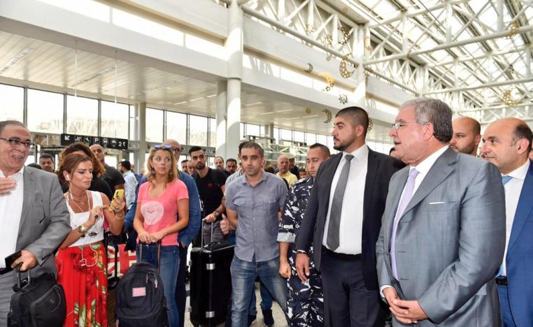 وزير الداخلية اللبناني نهاد المشنوق انتقل للمطار لفض الاشكال بين أمن المطار والأمن الداخلي