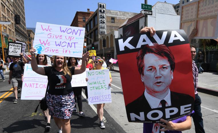 العشرات تظاهروا في اغسطس في كاليفورنيا رفضا لترشيح ترامب لكافانو