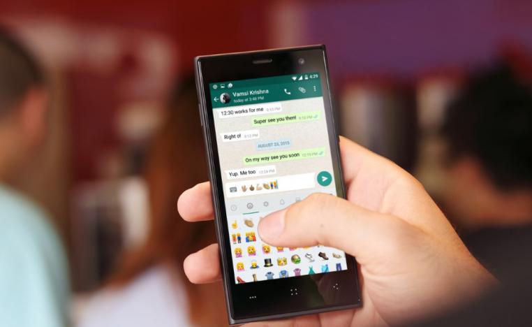 واتساب يصلح ثغرة أمنية في مكالمات الفيديو