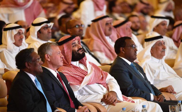 ولي العهد السعودي الأمير محمد وإلى جانبه العاهل الأردني الملك عبدالله الثاني 