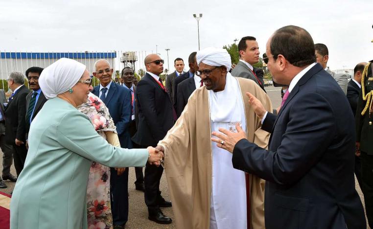 الزيارة الأولى للبشير الى مصر منذ فوز السيسي بولاية رئاسية ثانية 