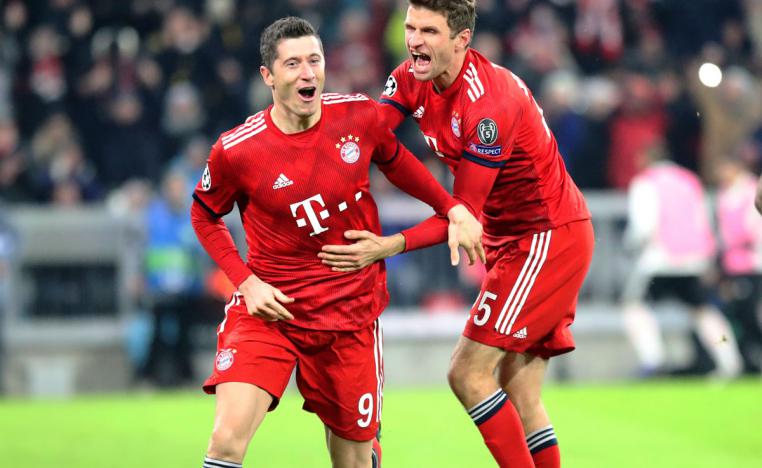 ليفاندوفسكي يواصل تألقه ويسجل الهدف الثالث