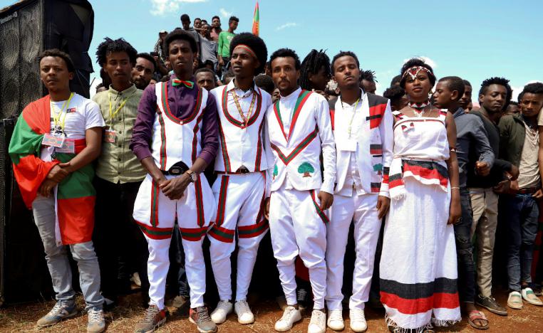 Youths wearing traditional Oromo costumes attend an Oromo Liberation Front (OLF) rally in the town of Woliso, Oromia Region, Ethiopia, October 21, 2018. 