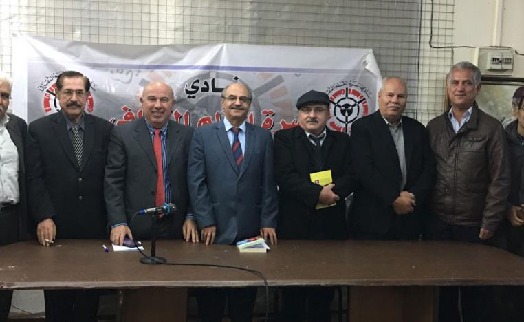 بعضهم يشرب يا شيخ ليصحو