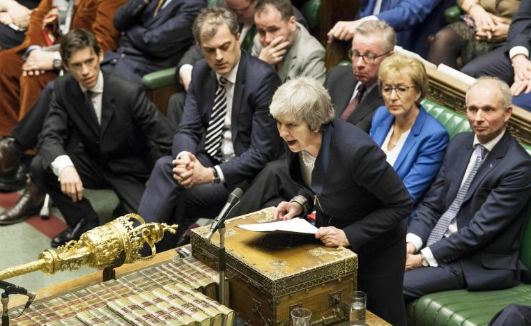 رئيسة الوزراء البريطانية تيريزا ماي تلقت ضربة قاصمة في جلسة التصويت على بريكست