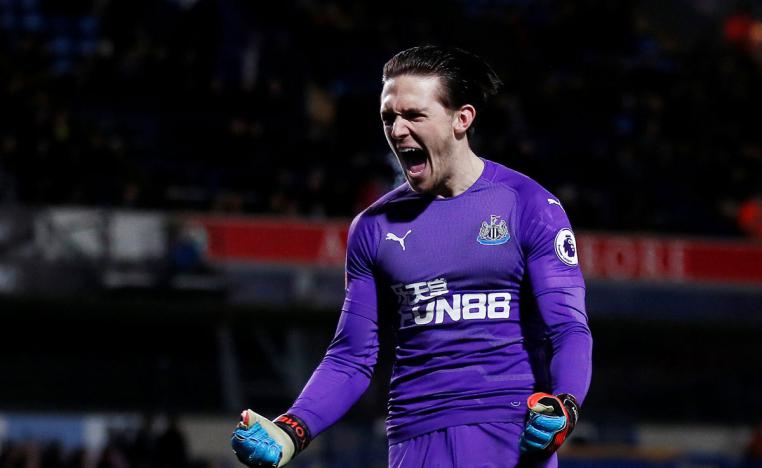 نيوكاسل ينتفض في الوقت القاتل