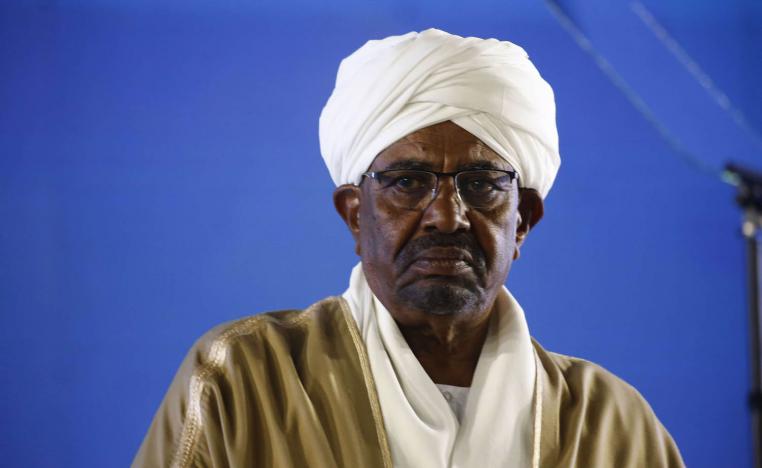 الرئيس السوداني عمر البشير يتحدث في عيد الاستقلال