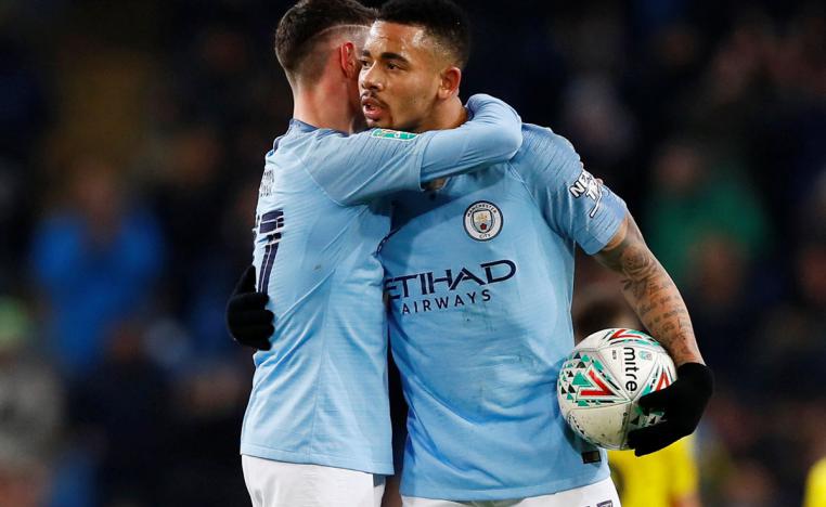 رباعية للبرازيلي جيزوس