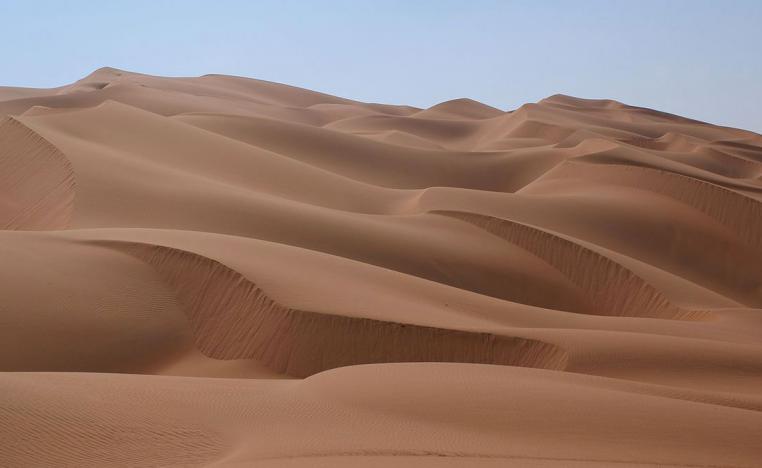 انفرطت مسبحة الكلام