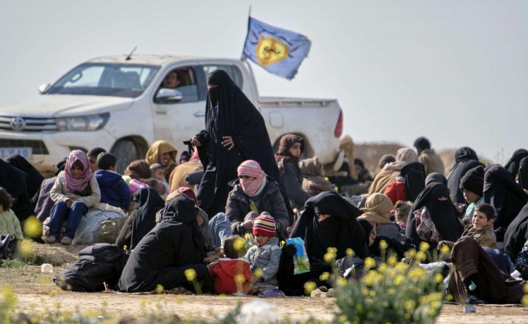 مدنيون فارون من مدينة الباغوز السورية