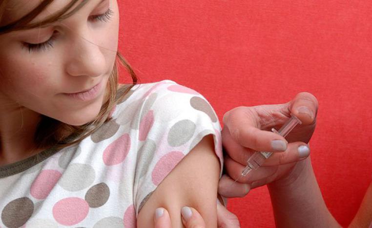 تطعيم يدفع عن الفتيات شبح الوفاة بالسرطان