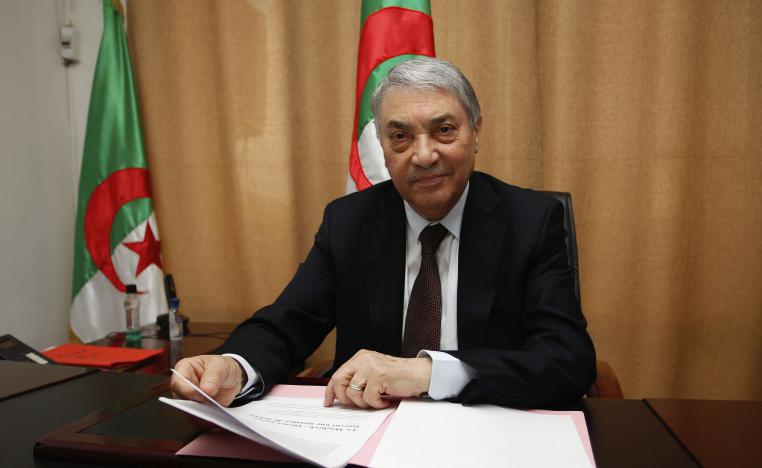 بن فليس: قرار غير مسؤول