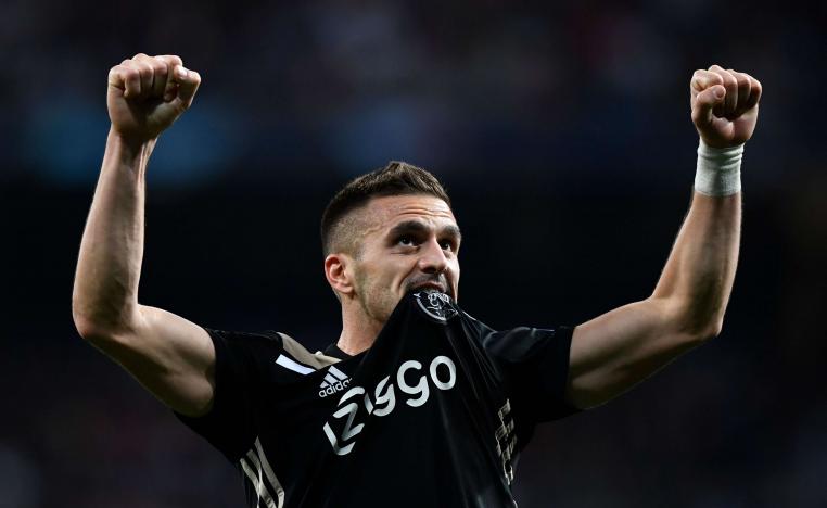 فوز تاريخي لأياكس