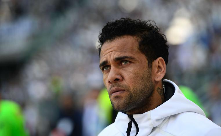 ألفيش لا يعترف بتاريخ انتهاء صلاحيته كلاعب