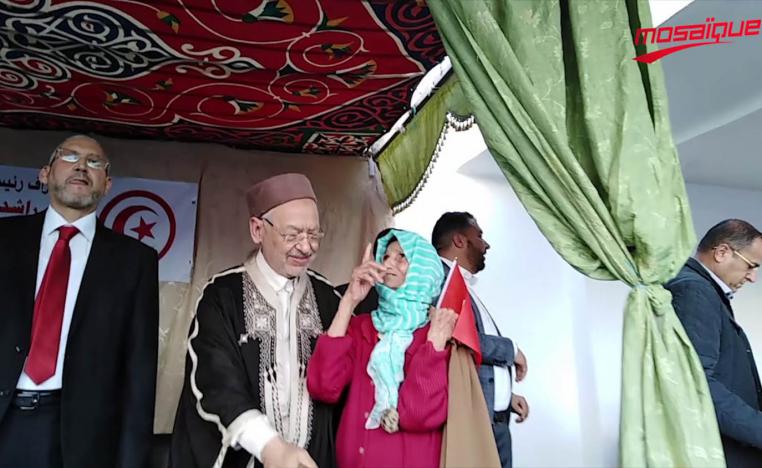 راشد الغنوشي في جولة في الجهويات (صورة من قناة موزاييك)