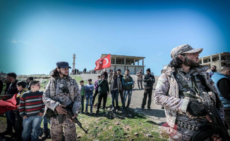 جنود اتراك عند معبر حدودي في ادلب