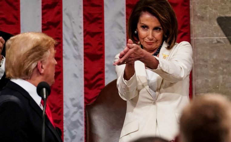 بيلوسي: ترامب غير لائق أخلاقيا أو فكريا للرئاسة