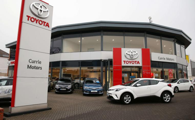 توظف تويوتا أكثر من ثلاثة آلاف شخص في مصنعيها في بريطانيا 