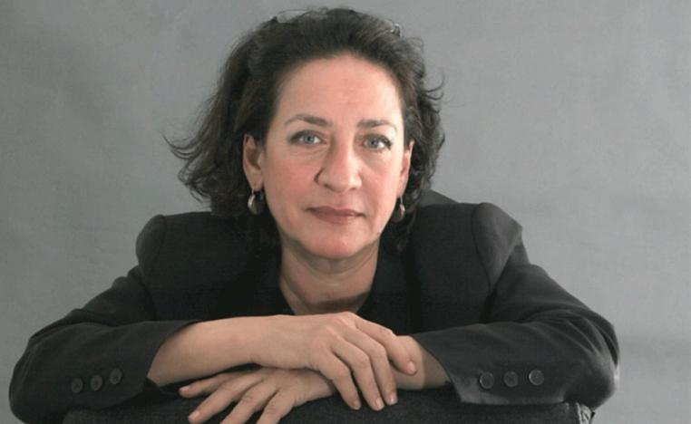 الكاتبة اللبنانية هدى بركات (الصورة من صفحة الكاتبة على فيسبوك)