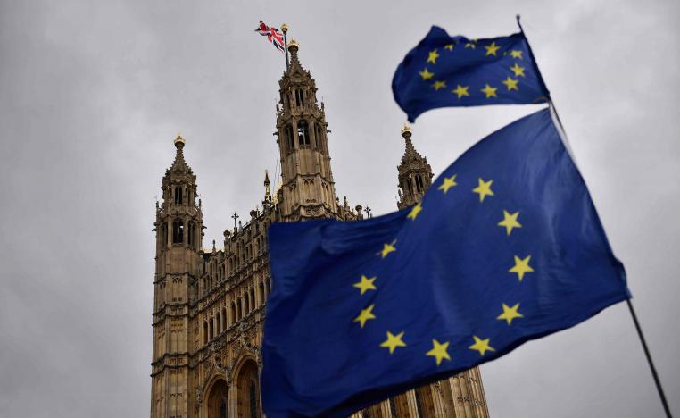 بوادر حل في الأفق بإرجاء موعد الانفصال بالتراضي