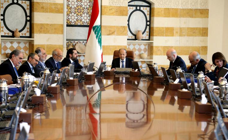 Lebanese President Michel Aoun (C) heading a cabinet meeting at the presidential palace in Baabda