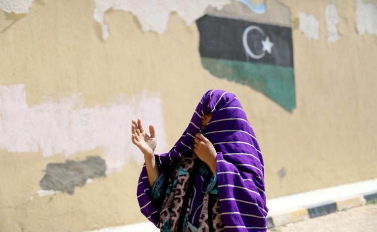 سيدة ليبية تقطعت بها السبل بين القوات المتصارعة على طرابلس