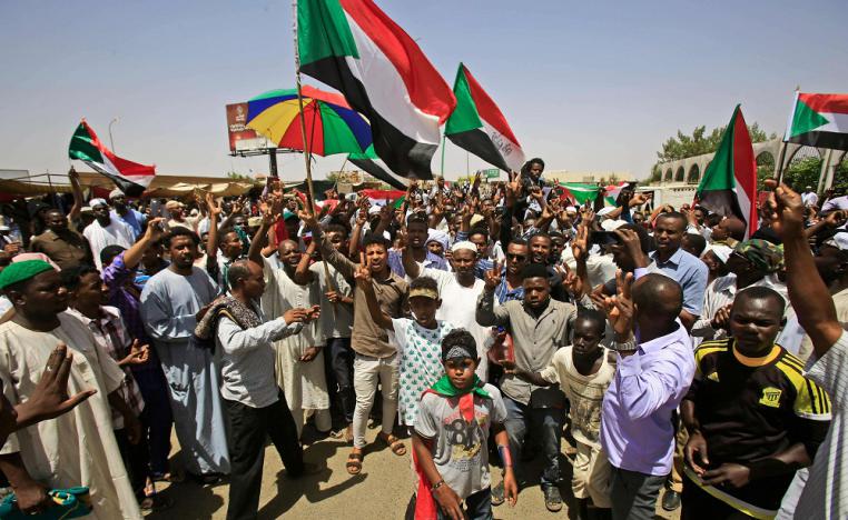 المحتجون في السودان
