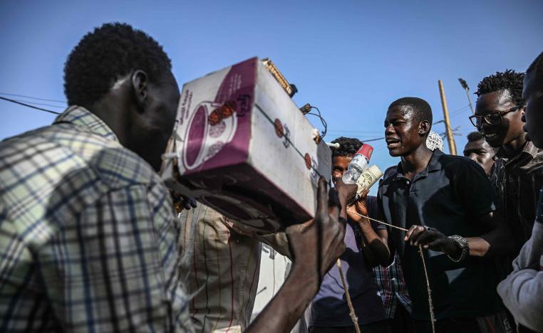 السخرية صوت المحتجين السودانيين أمام القمع الذي كان يمارسه نظام البشير