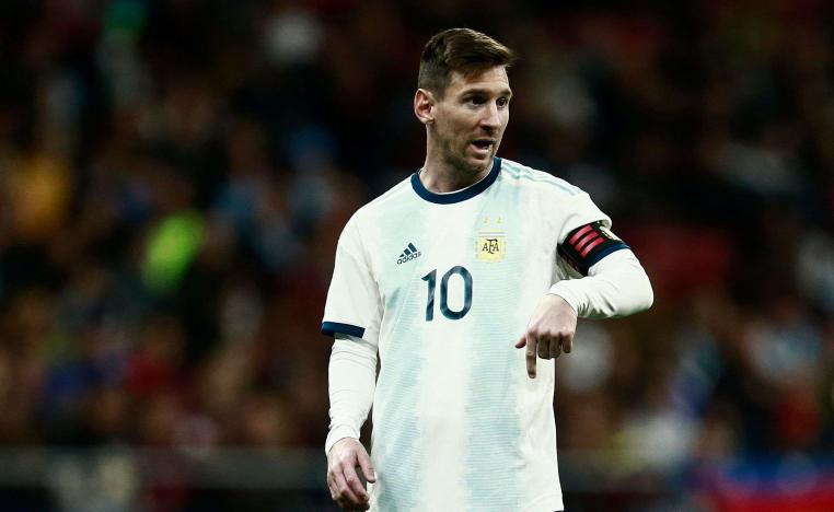 مباراة واحدة خاضها ميسي مع المدرب سكالوني