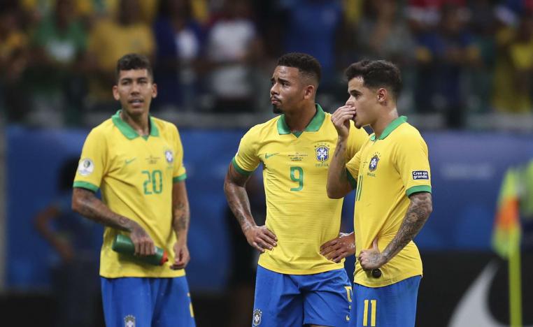 البرازيل في صدارة مجموعته رغم التعادل