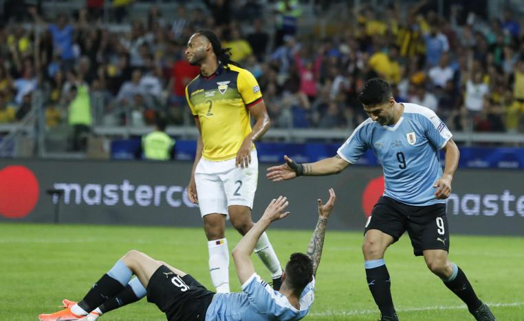 سواريز في صدارة لائحة الهدافين التاريخيين للمنتخب الأوروغوياني