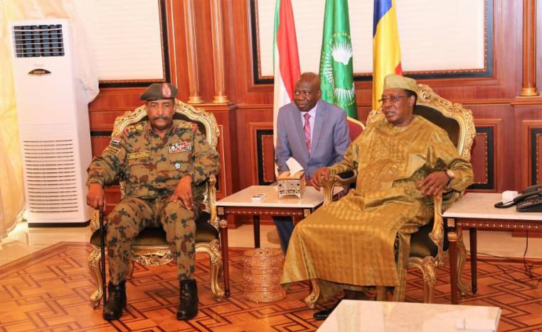 رئيس المجلس العسكري السوداني عبدالفتاح برهان والرئيس التشادي ادريس ديبي