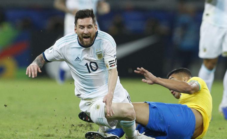 التاريخ يقف الى جانب المنتخب البرازيلي في التتويج باللقب القاري