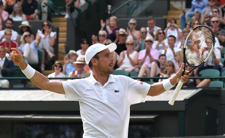 باوتيستا في مهمة صعبة ضد ديوكوفيتش