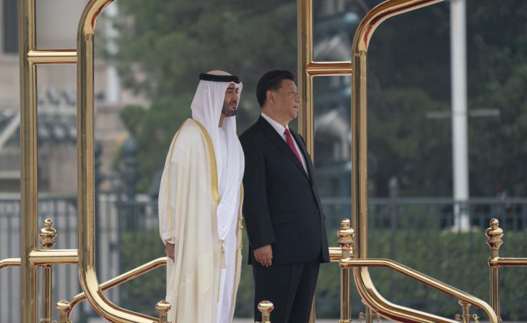 ولي عهد ابوظبي الشيخ محمد بن زايد ال نهيان والرئيس الصيني شي جين بينغ 
