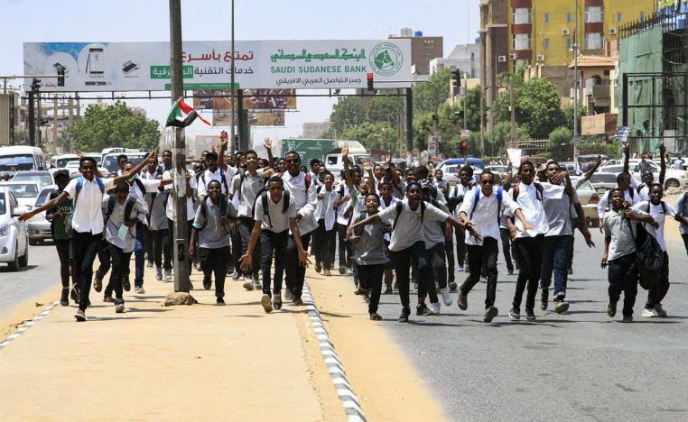 Ire against fuel and bread shortages grips schoolchildren too