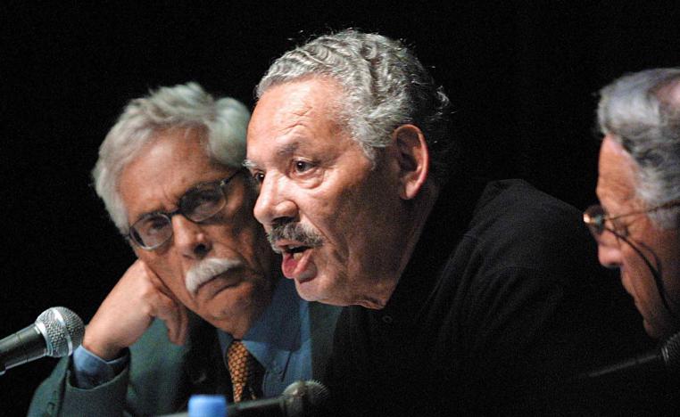 خالد نزار يرفض العودة إلى الجزائر إلا بعد انتخاب رئيس بطريقة ديمقراطية