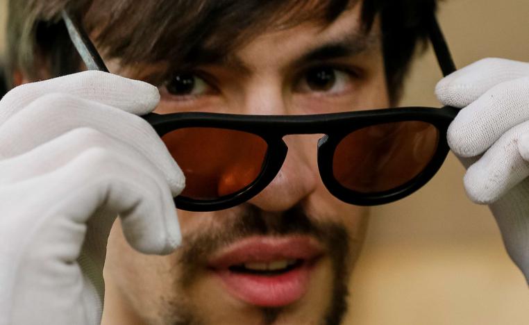 نظارة 'أوتشيس كوفي'