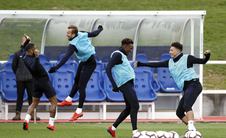 إنكلترا تلتقي كوسوفو بعقلية الفوز