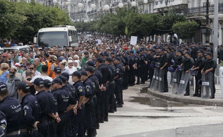 احتجاجات الجزائر