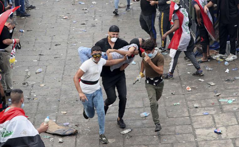 رصاص الأمن العراقي يقتل 5 متظاهرين بساحة التحرير في بغداد