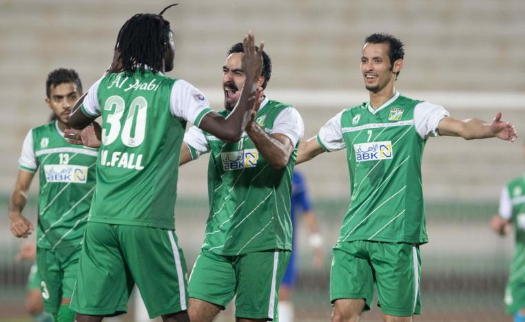 'النسور الخضر' يضرب بقوة ويهزم غريمه الأزلي 