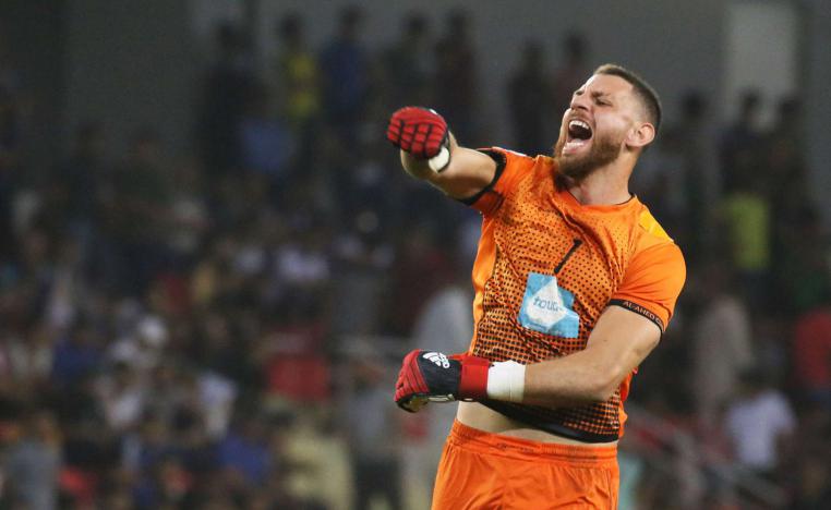 العهد أمام الفرصة التاريخية للقب أول