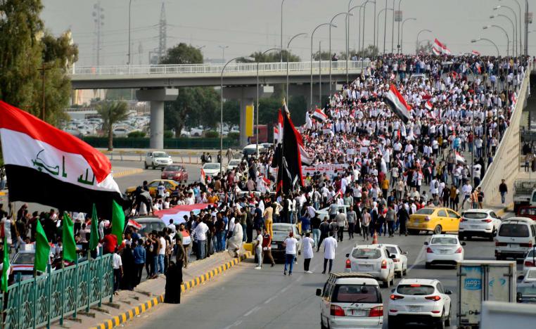 العراقيون متحمسون للفوز أمام من حول بلدهم إلى ميدان لألعابه السياسية 