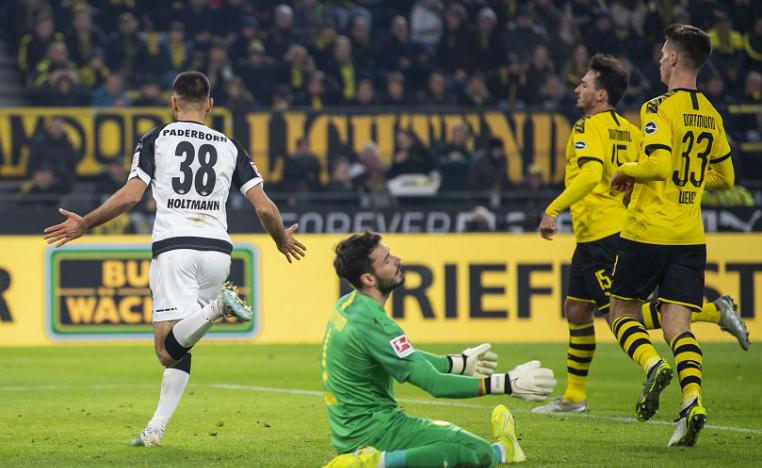 بوروسيا دورتموند وبادربورن